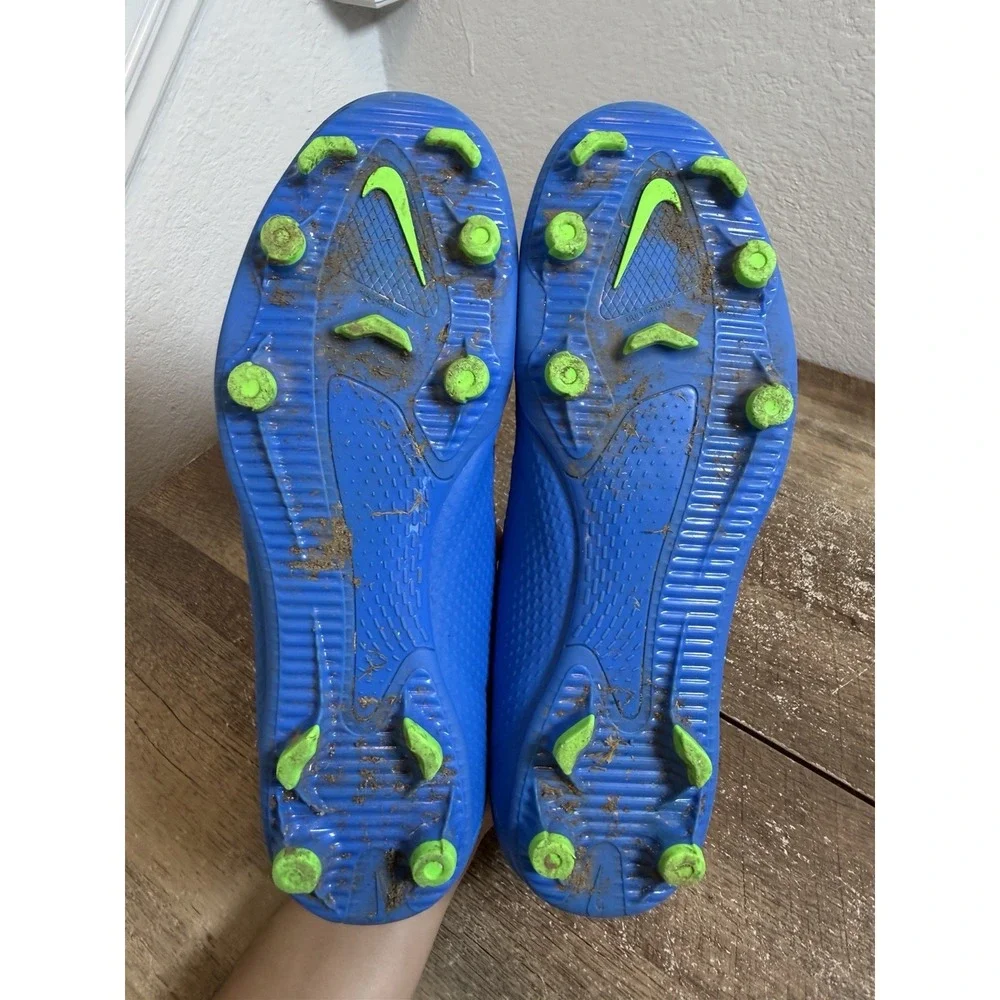 Nike PHANTOM GT Club FG/MG # CK8459-400 Soccer Shoes Size Mens 10.5